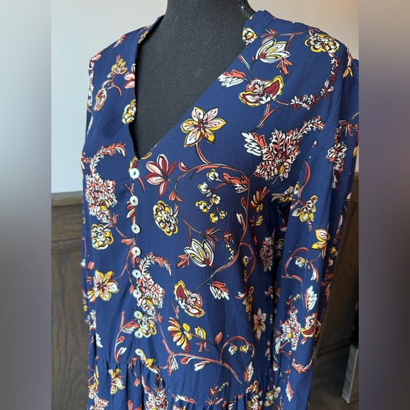 Emma & Michele Navy Floral V-Neck Drop Waist Dress small EUC - Picture 5 of 7